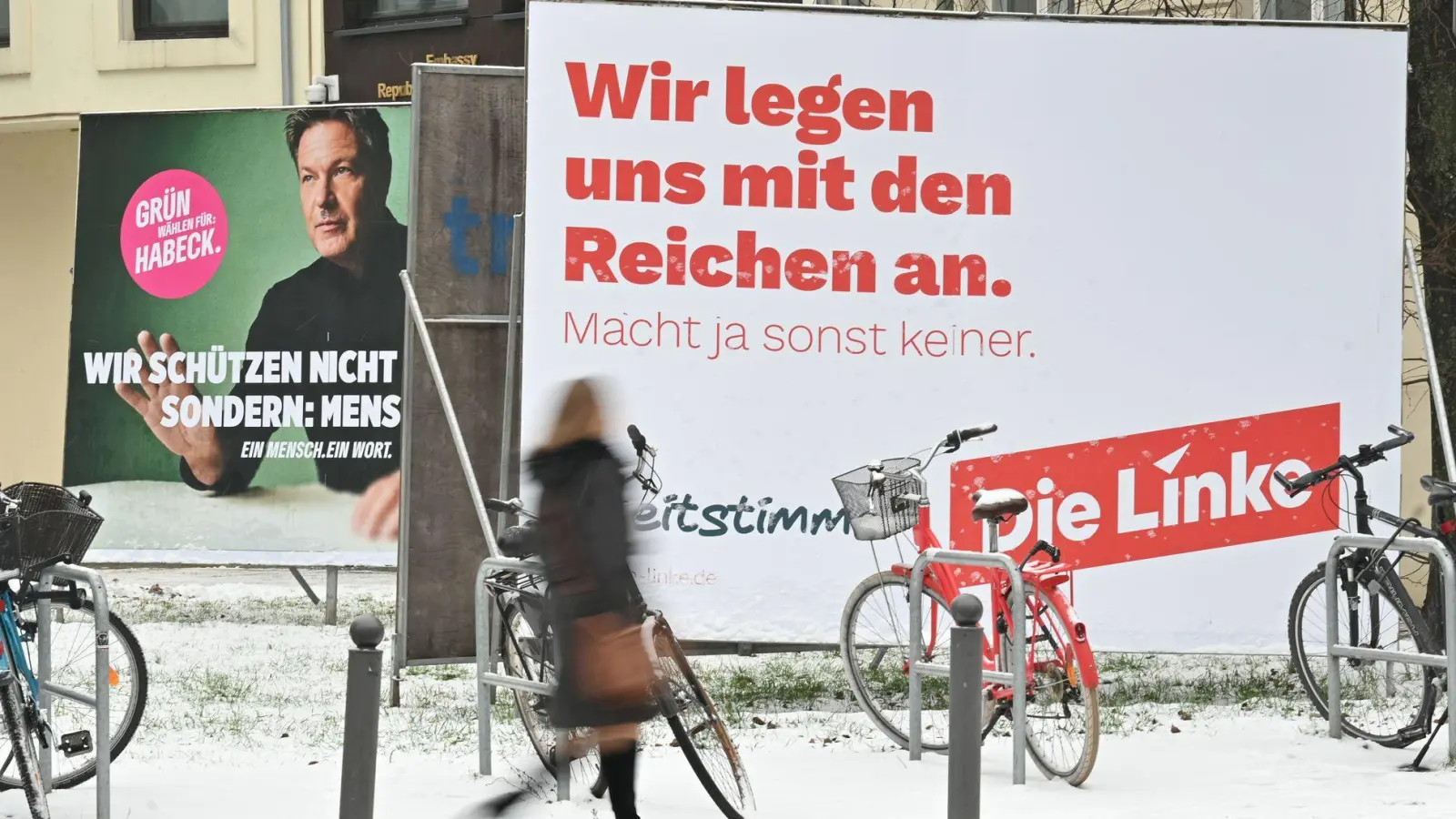 Die Linke steigt laut einer aktuellen Umfrage deutlich in der Wählergunst. (Archivbild) (Foto: Sarah Knorr/dpa)