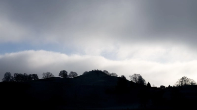 Die zweite Wochenhälfte bringt den Menschen in Bayern Nebel und Glätte. (Symbolbild) (Foto: Sven Hoppe/dpa)