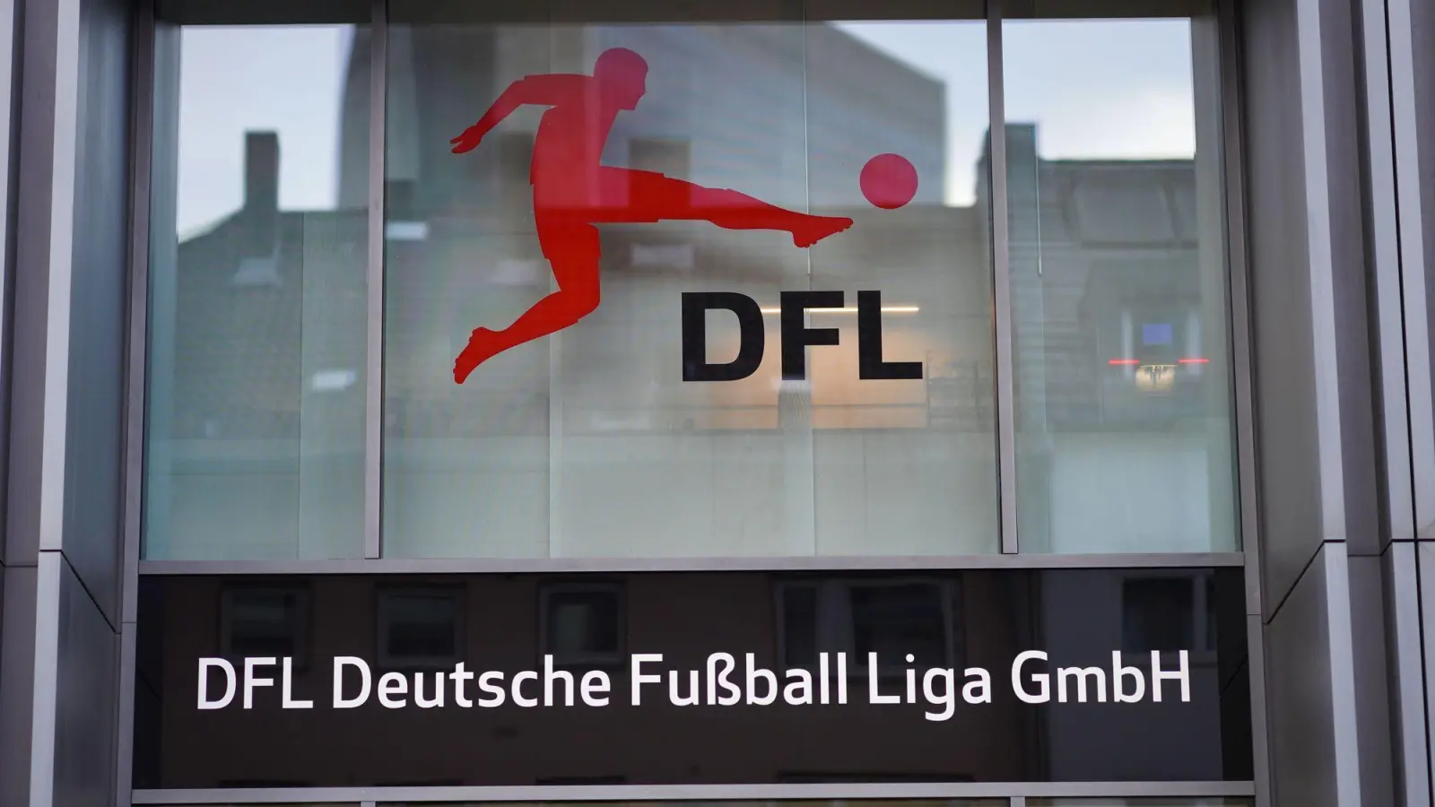 Die Deutsche Fußball Liga (DFL) hat einen Umsatzrekord für die Saison 2023/2024 verkündet. (Foto: Frank Rumpenhorst/dpa/Frank Rumpenhorst/dpa)