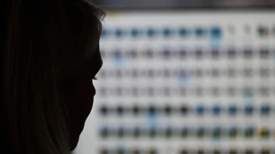 Das Landgericht in Kempten hat nun ein Zeichen im Kampf gegen Kinderpornografie gesetzt. (Symbolbild) (Foto: Arne Dedert/dpa)