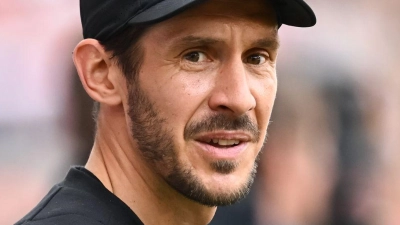 SC-Coach Schuster wird bald den Freiburger Neuzugang Suzuki trainieren. (Foto: Silas Stein/dpa)