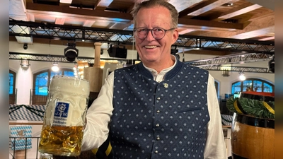 Für Martin Leibhard, Vorsitzender des Vereins Münchener Brauereien, wäre ein extra alkoholfreies Wiesnbier ein „logischer Widerspruch“. (Produktion)  (Foto: Sabine Dobel/dpa)