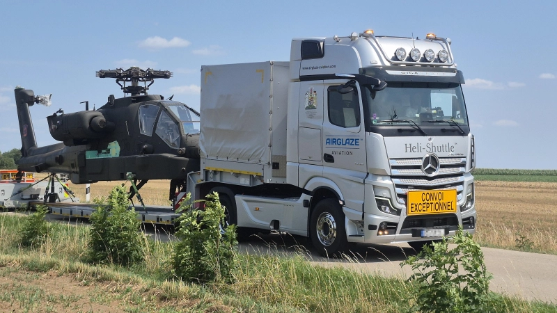 Der Hubschrauber wurde am Sonntag abtransportiert. (Foto: Andreas Holzschuh)