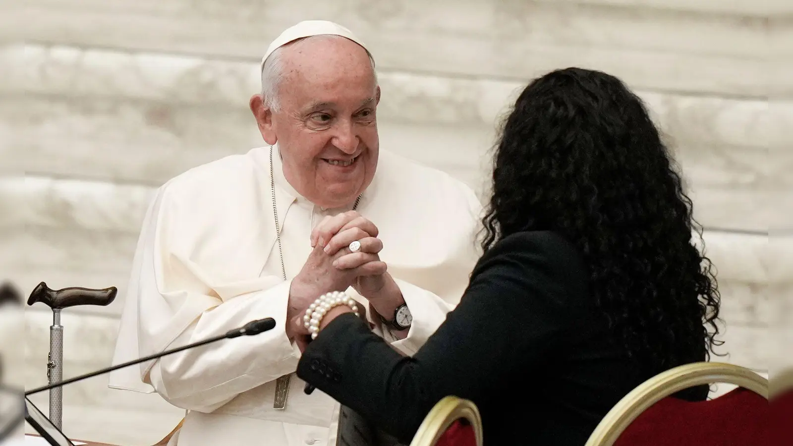 Papst Frannziskus lehnt eine Weihe von Diakoninnen ab. (Foto: Andrew Medichini/AP/dpa)