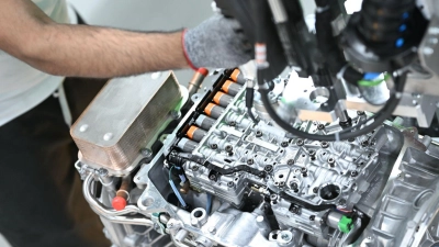 Die Zulieferer der Autoindustrie stehen unter Druck. (Archivbild) (Foto: Felix Kästle/dpa)