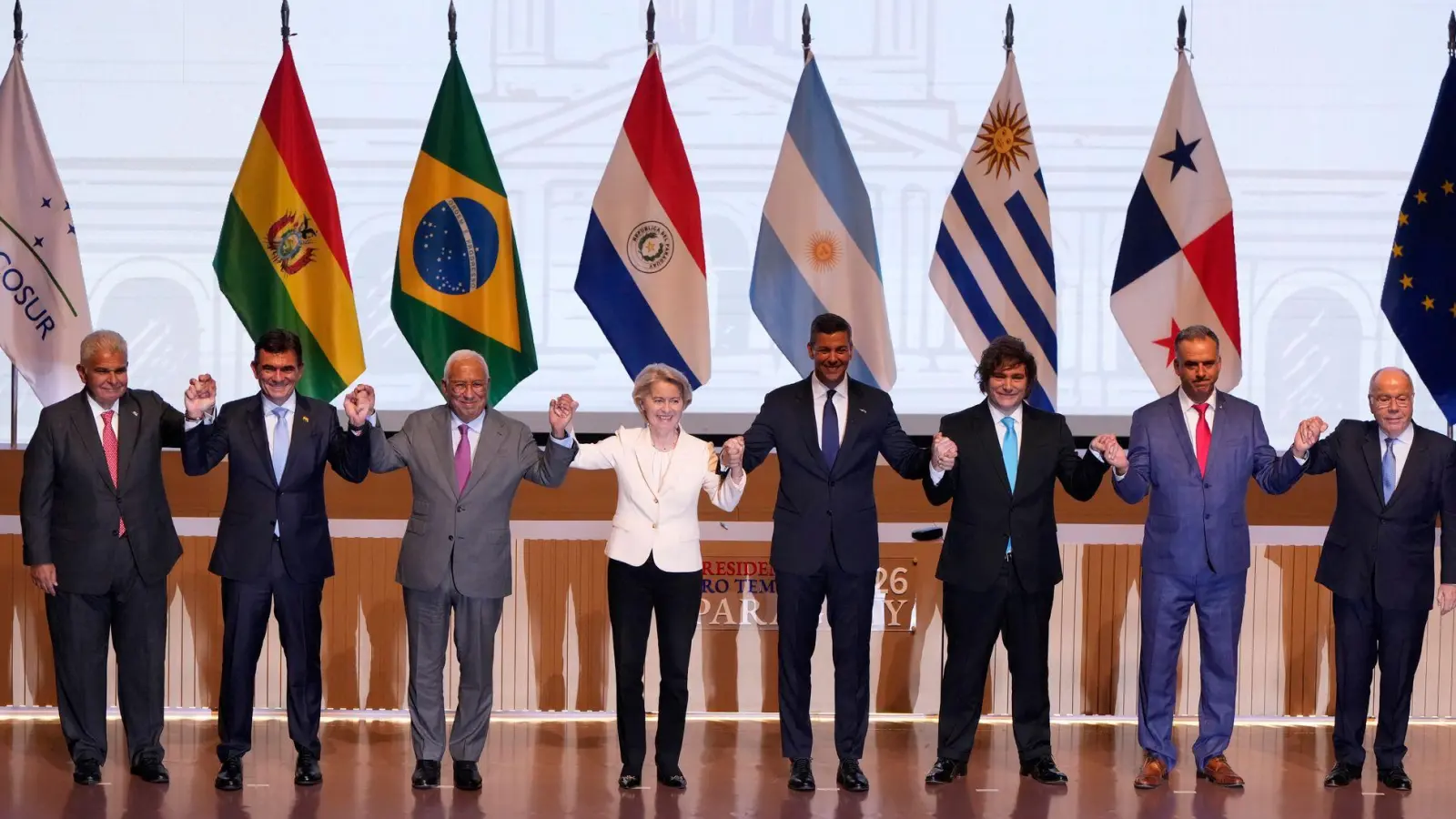 Nach über 25 Jahren Verhandlungen wird das Freihandelsabkommen zwischen der EU und dem Mercosur unterzeichnet. (Foto: Jorge Saenz/AP/dpa)