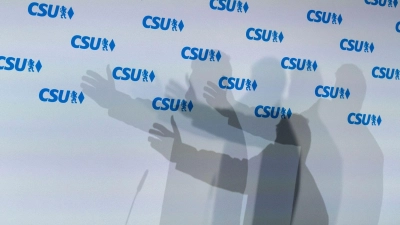 Die CSU will im Wahlkampf auch eigene Akzente setzen. (Archivbild) (Foto: Peter Kneffel/dpa)