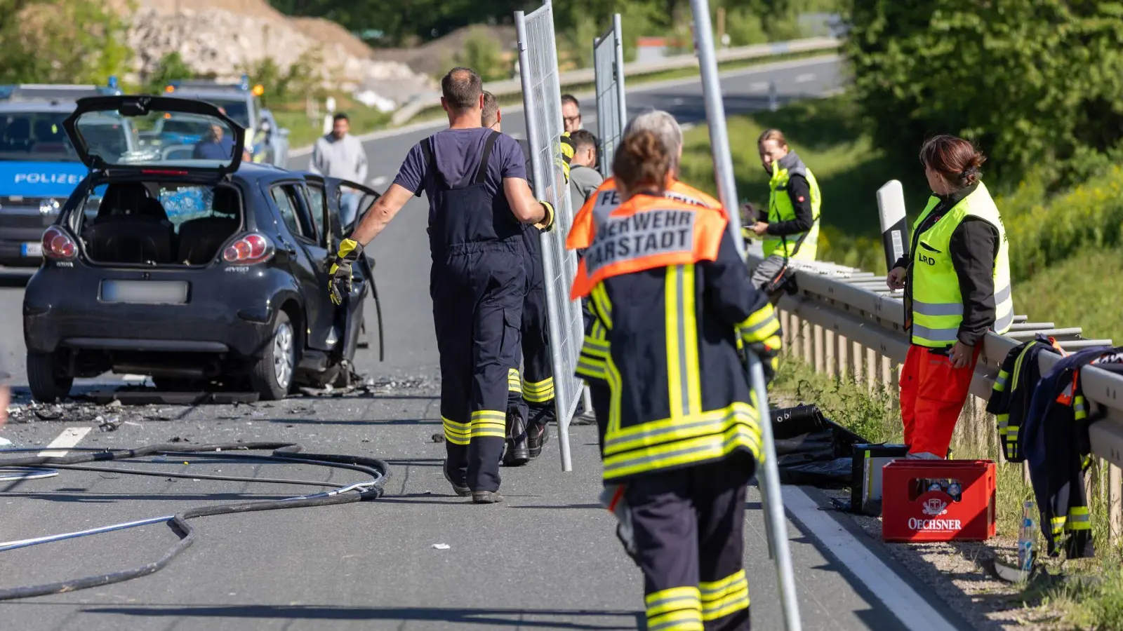 Rettungskräfte waren schnell vor Ort. (Foto: Heiko Becker/dpa)