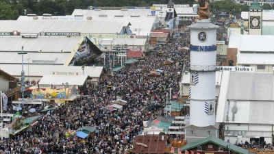 Die 188. Wiesn findet dieses Jahr vom 16. September bis 03. Oktober 2023 statt. (Foto: Felix Hörhager/dpa)