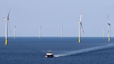 Vattenfall vermarktet nach eigenen Angaben erstmals Regelenergie auf hoher See. (Archivbild) (Foto: Christian Charisius/dpa)