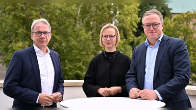 Die Thüringer Parteichefs Georg Maier (SPD), Katja Wolf (BSW) und Mario Voigt (CDU) haben eine Einigung erreicht. (Archivbild) (Foto: Martin Schutt/dpa)