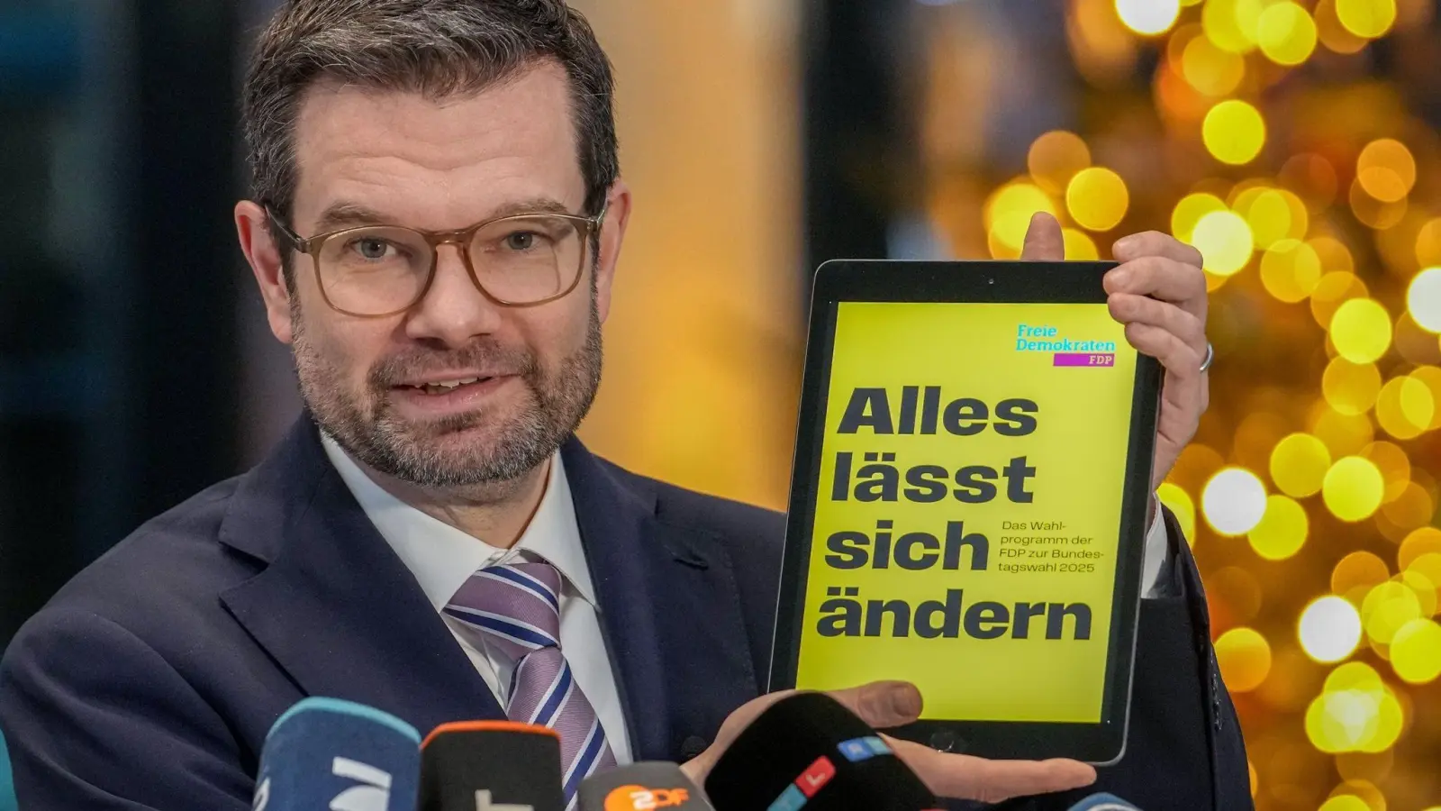 Alles lässt sich ändern - das Wahlprogramm der FDP zur Bundestagswahl 2025 (Foto: Kay Nietfeld/dpa)