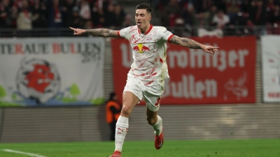 Benjamin Sesko traf für RB Leipzig per Hand-Elfmeter. (Foto: Jan Woitas/dpa)