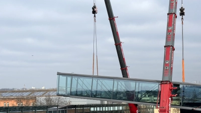 Das Verbindungsstück musste geneigt werden, um es richtig positionieren zu können. (Foto: Evi Lemberger)