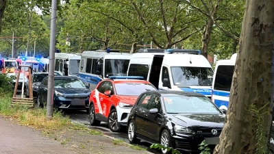Der mutmaßliche Täter wurde bei einem Polizeieinsatz in Berlin-Spandau getötet.  (Foto: Verena Schmitt-Roschmann/dpa)
