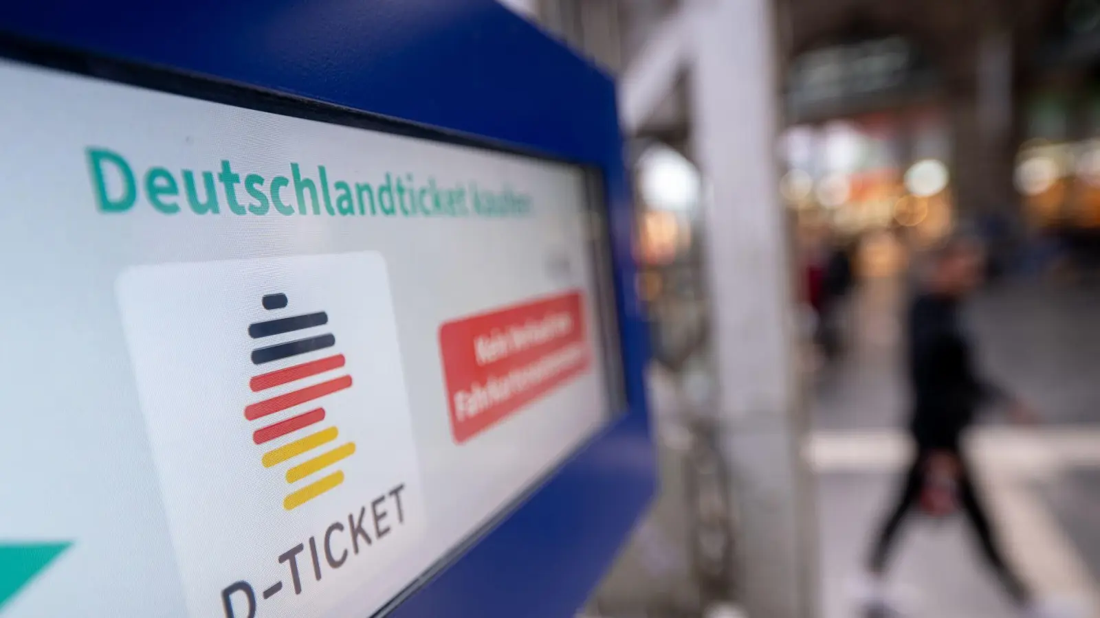 Das Deutschlandticket wird 2025 teurer. (Archivbild) (Foto: Sebastian Gollnow/dpa)