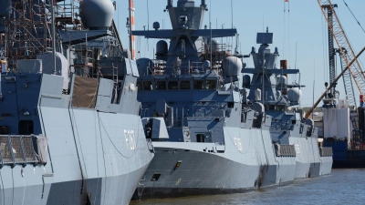 Die Korvette „Emden“ war in der Vergangenheit bereits Ziel von Sabotage geworden - um welches Schiff es im aktuellen Fall geht, war zunächst unklar. (Archivbild) (Foto: Marcus Brandt/dpa)