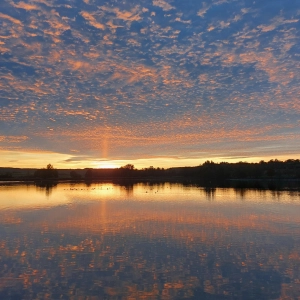 Romantische Abendstimmung - gesehen am Obernzenner See (Foto: Anett Swatosch )