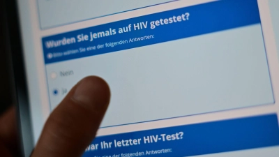 Wie viele Fälle gezählt werden, hängt auch vom Testverhalten ab.  (Foto: Sebastian Gollnow/dpa)