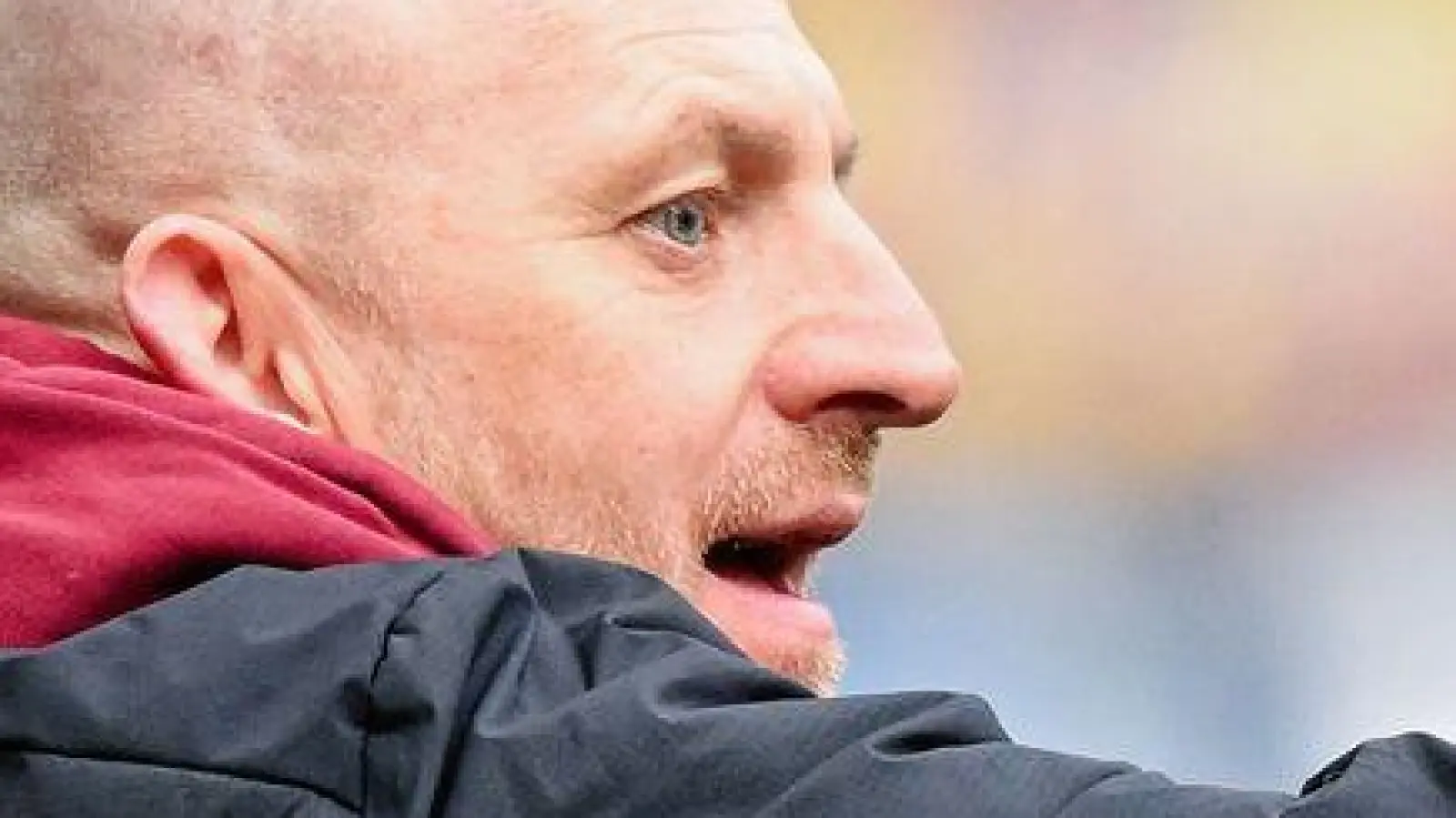 Will in Nürnberg den nächsten Sieg: Kaiserslauterns Coach Torsten Lieberknecht. (Archivbild) (Foto: Uwe Anspach/dpa)