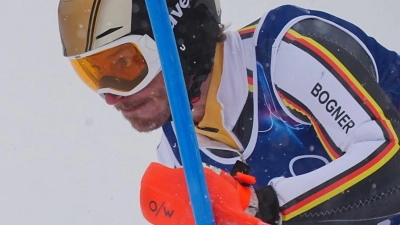 Verpasste die Podestplätze deutlich: Deutschlands Slalom-Ass Linus Straßer. (Foto: Michael Kappeler/dpa)