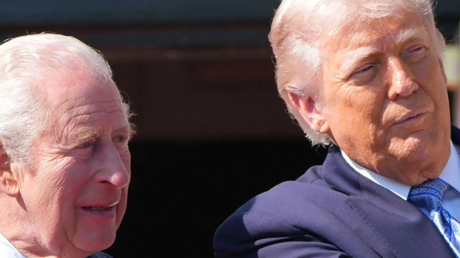 Am Montag empfing US-Präsident Donald Trump den britischen König in Washington.  (Foto: Alex Brandon/AP/dpa)