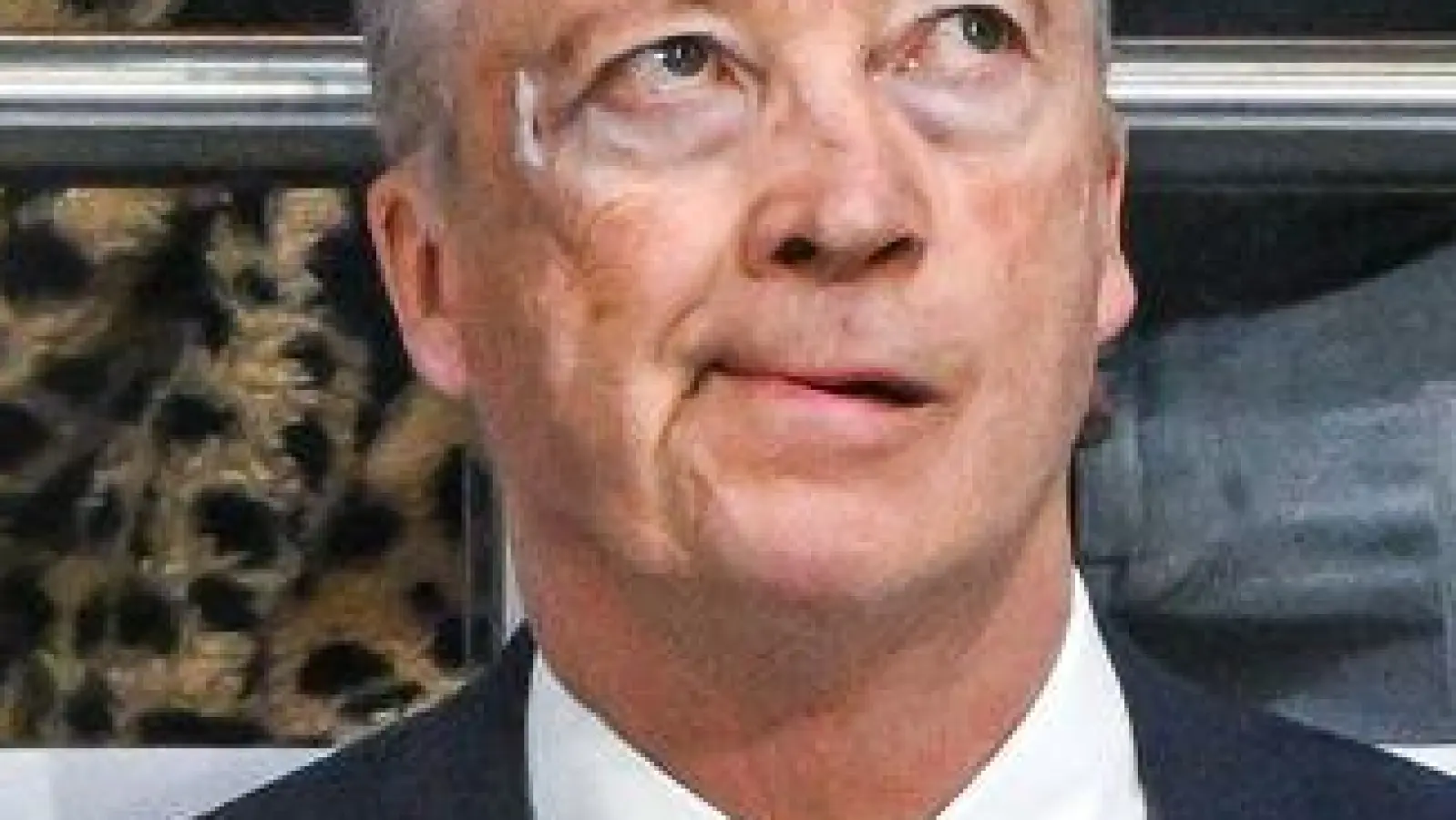 Eishockey-Bundestrainer Harold Kreis muss bei der WM in der Abwehr auf wichtige Spieler verzichten. (Foto: Armin Weigel/dpa)
