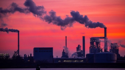 Hoffnung für die deutsche Industrie: Im Dezember stiegen der Auftragseingang den vierten Monat in Folge (Archivbild) (Foto: Jens Büttner/dpa)