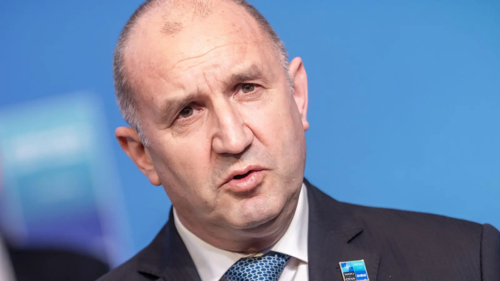 Bulgariens Ministerpräsident Rumen Radev zufolge gab es vor der Küste des Landes erneut Drohnenangriffe auf kommerzielle Schiffe. (Archivfoto) (Foto: Michael Kappeler/dpa)