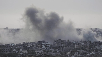 Israels Armee hat die erwartete Großoffensive im Gazastreifen begonnen. (Archivbild)  (Foto: Maya Alleruzzo/AP/dpa)