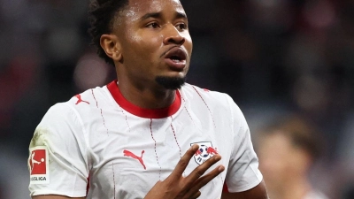 Eins, zwei, drei: Nkunku erzielte den ersten Leipziger Bundesliga-Hattrick. (Foto: Jan Woitas/dpa)