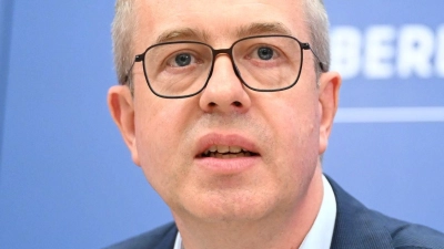 Er soll neuer CDU-Spitzenkandidat werden: Finanzsenator Stefan Evers. (Archivbild) (Foto: Elisa Schu/dpa)