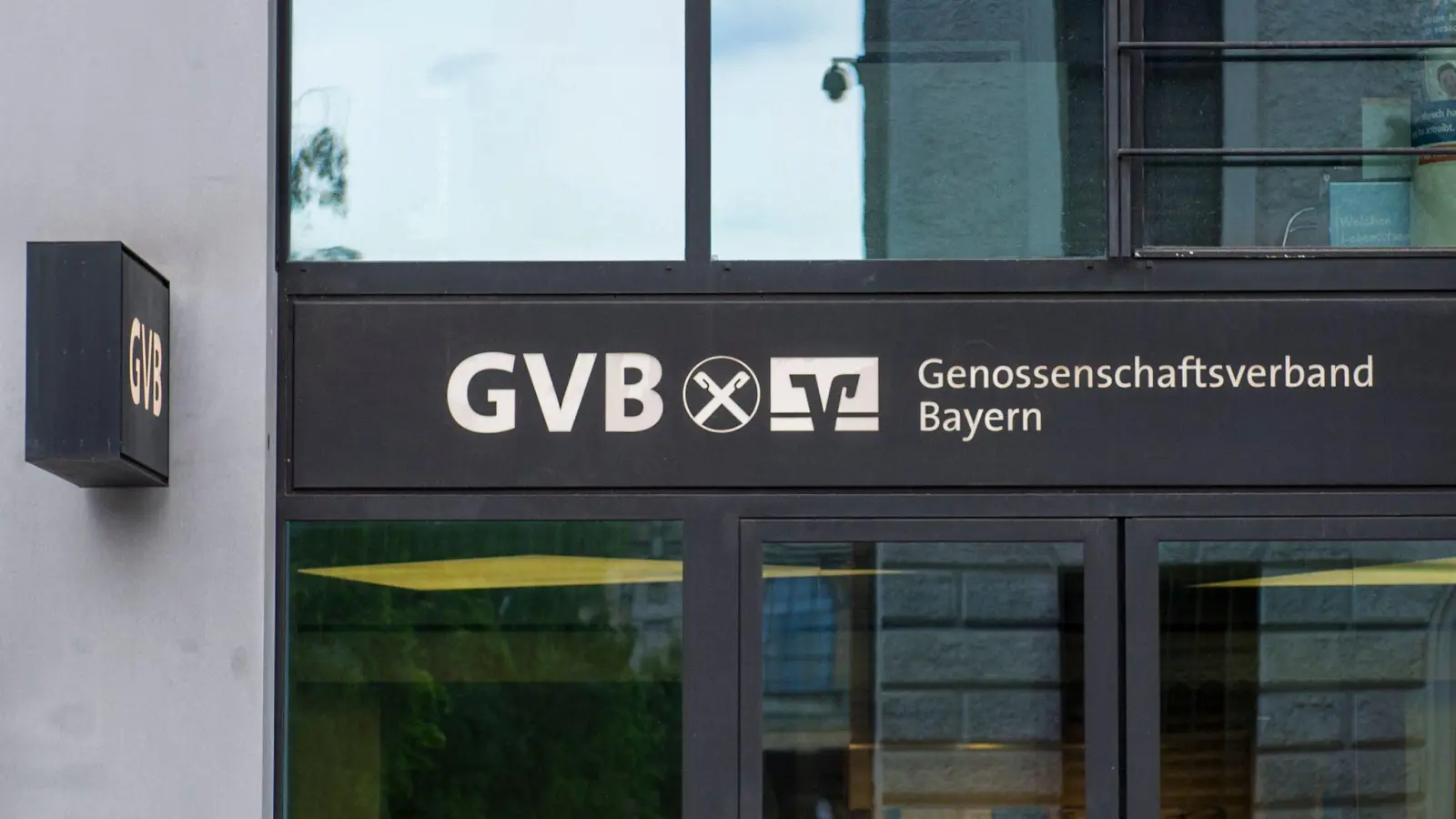Der Genossenschaftsverband ist die Dachorganisation der bayerischen Volks- und Raiffeisenbanken. (Archiv) (Foto: Marc Müller/dpa)