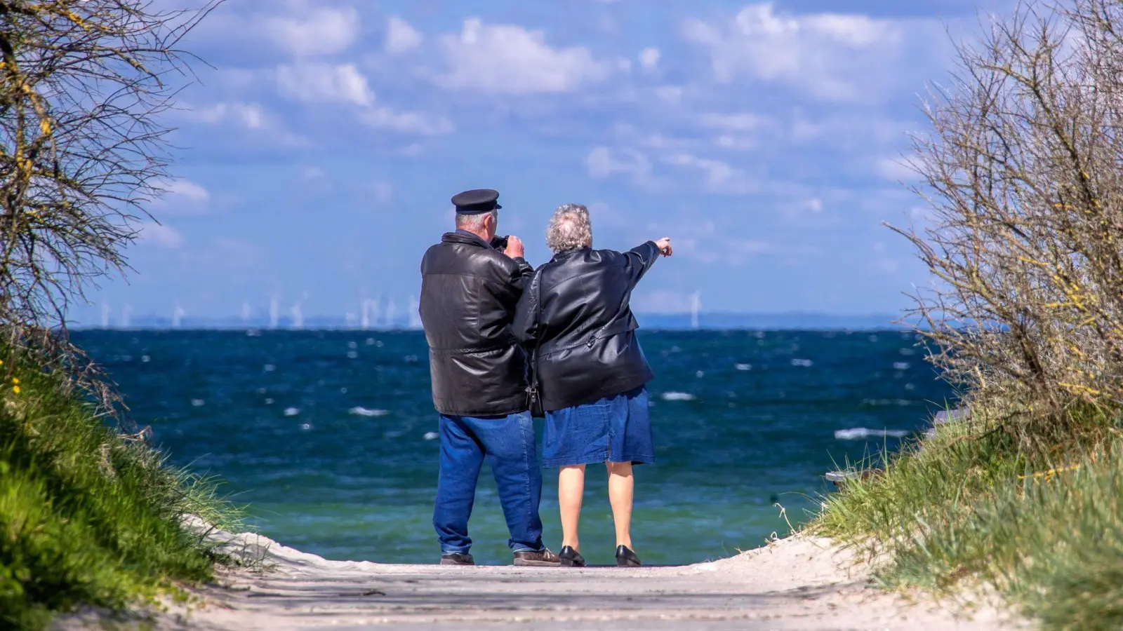 Im Westen steigen die Renten zum 1. Juli um 5,35 Prozent, im Osten um 6,12 Prozent. (Foto: Jens Büttner/dpa-Zentralbild/dpa)