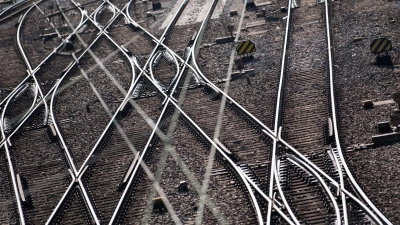 Der Zug fuhr beim Rangieren laut Bundespolizei in einen gesperrten Gleisbereich. (Symbolbild) (Foto: Sven Hoppe/dpa)