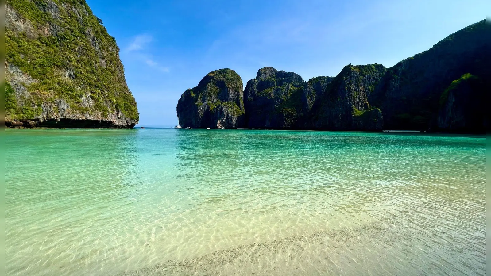 So leer ist die Maya Bay jedes Jahr für zwei Monate. (Archivbild) (Foto: Carola Frentzen/dpa)