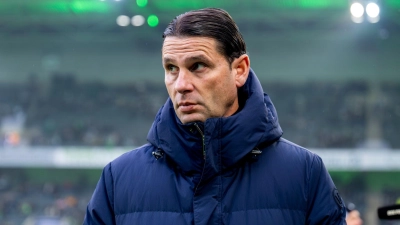 Gladbach-Coach Seoane muss gegen Bochum auf Stammspieler verzichten (Foto: David Inderlied/dpa)