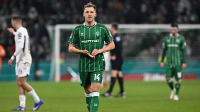 Zählte zu den Besten bei Werder: Aushilfs-Abwehrchef Senne Lynen. (Foto: Carmen Jaspersen/dpa)