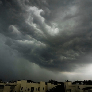Monsun über Neu-Delhi (Foto: Manish Swarup/AP/dpa)