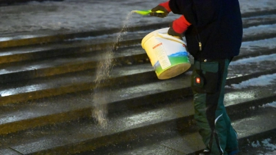 In mehreren Landkreisen fällt erneut der Präsenzunterricht aus. (Symbolbild) (Foto: Malin Wunderlich/dpa)
