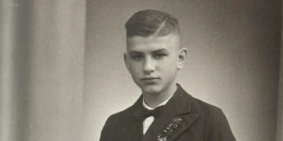 Rudolf Treuheit bei seiner Konfirmation mitten im Krieg: Wenige Jahre später arbeitete er bei der Post im Bahnhofsviertel. (Repro: Hausleitner)