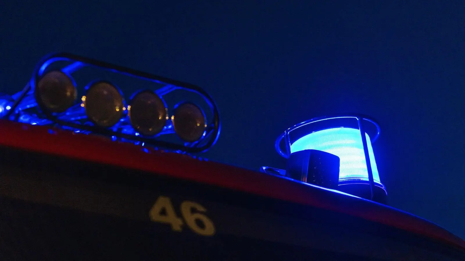 Die Feuerwehr konnte den Brand schnell unter Kontrolle bringen. (Symbolbild) (Foto: Philipp von Ditfurth/dpa)