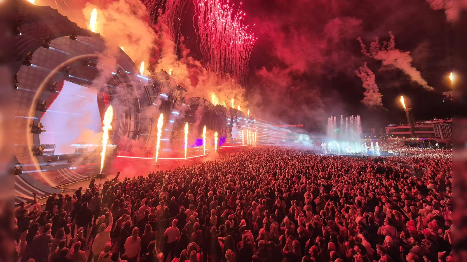 Die Festival-Saison ist schon gestartet und die Musikbranche setzt viele Hoffnungen in sie. (Archivbild) (Foto: Sascha Thelen/dpa)