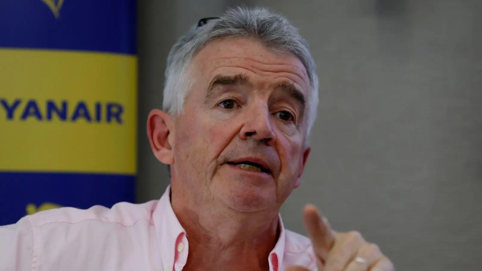 Ryanair-Chef O&#39;Leary fordert ein Getränkelimit für Passagiere vor dem Flug. (Archivbild) (Foto: Cecilia Fabiano/LaPresse via ZUMA Press/dpa)