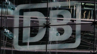 Die Bahn hat mit der Lokführergewerkschaft GDL einen Tarifkompromiss erzielt. (Archivbild) (Foto: Carsten Koall/dpa)