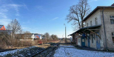 In Wilburgstetten wäre im Falle der Bahnreaktivierung Endstation. Dass eine Durchbindung nach Nördlingen sinnvoll wäre, steht für den Dinkelsbühler Stadtrat außer Frage. (Foto: Martina Haas)