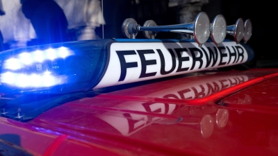 Die Feuerwehr löschte den Brand im Krankenhaus schnell. (Symbolbild) (Foto: Sven Hoppe/dpa)