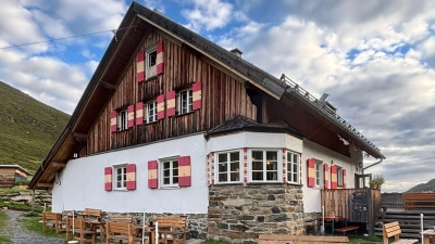 Gut frequentiert war die Potsdamer Hütte in den zurückliegenden Monaten. Aufgrund der Bauarbeiten musste die Sommersaison allerdings früher beendet werden als sonst. (Foto: DAV-Sektion Dinkelsbühl/Brigitte Schmidt)