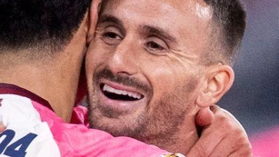 Steht nach hartem Kampf und Verlängerung im Pokal-Achtelfinale: Bayer Leverksuen.  (Foto: David Inderlied/dpa)