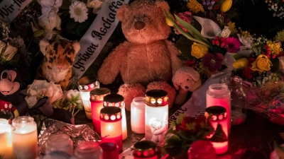 Zwei der drei Schwerverletzten sind weiter in einem Krankenhaus. (Foto: Daniel Vogl/dpa)